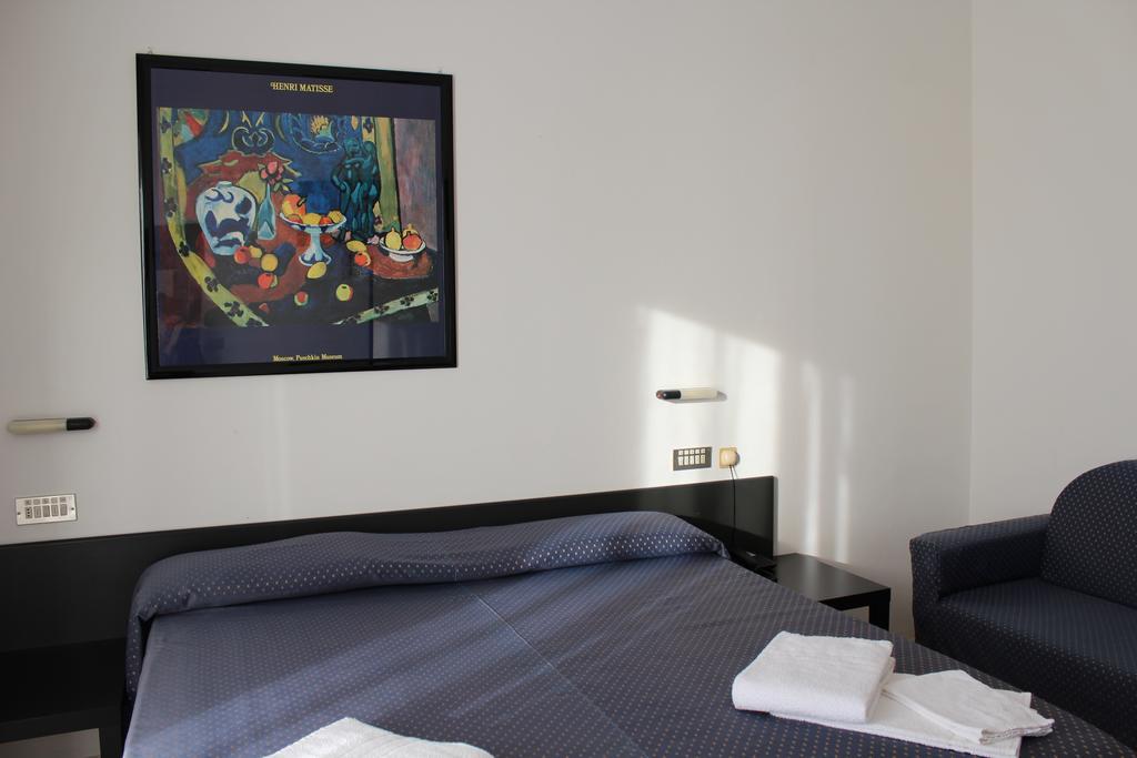 Hotel Grand Meeting 里米尼 外观 照片